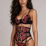 Spitzen-sett i fire deler - DISTANCE